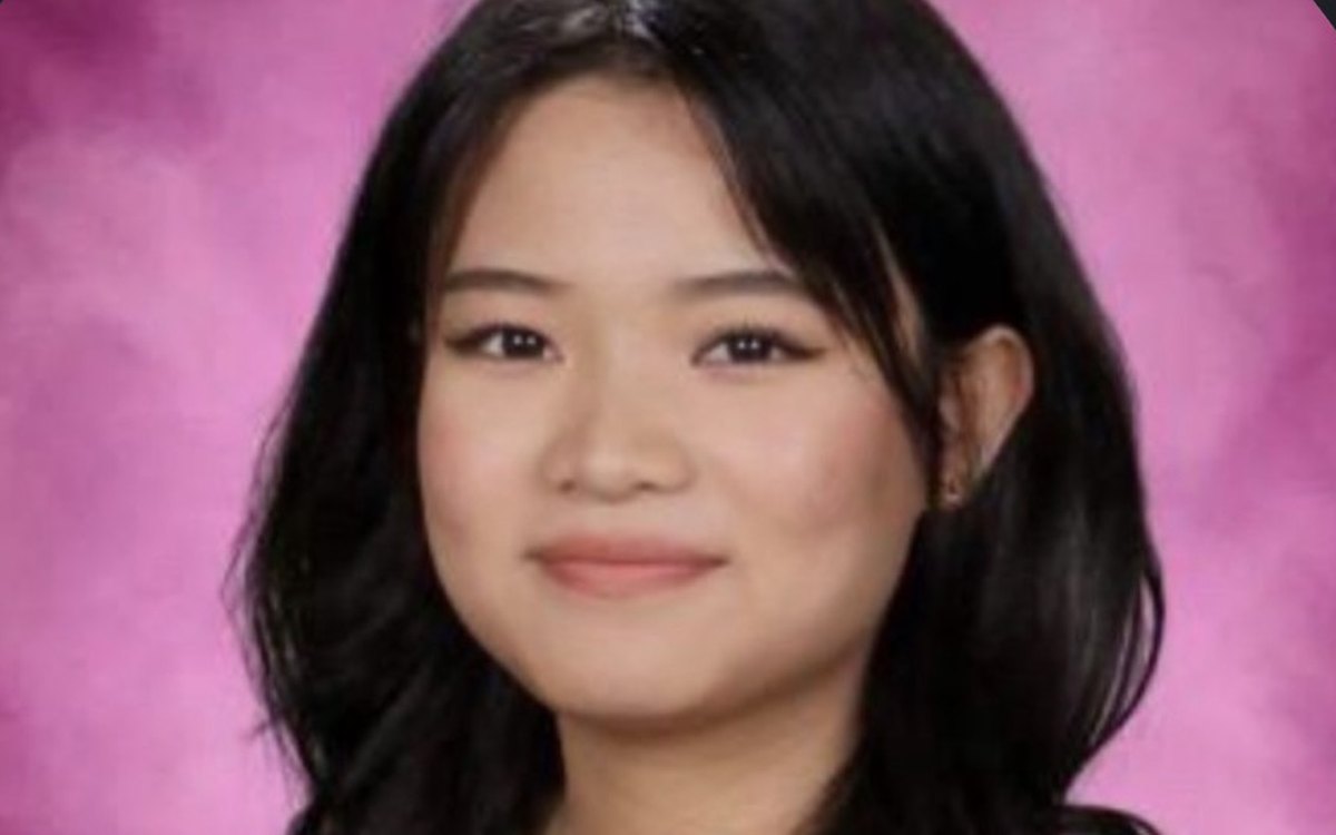 Portrait of Duyen Nguyen